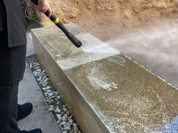 Best Pressure Washing Contractors  in Golden Valley, MN